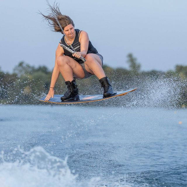 wakeboarding