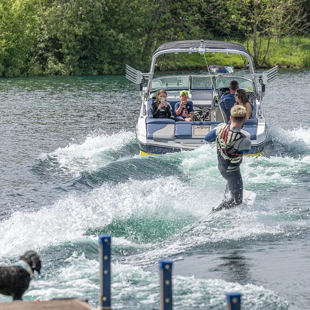 Wakeboarding on the Cotswold water park