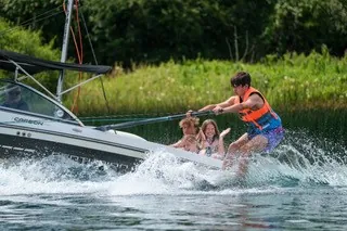 waterskiing