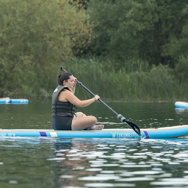 Paddleboarding on the cotswold lake